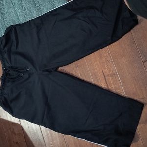 Mountain Lake capris